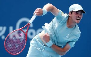 Fonseca oscila, mas vence na estreia no Masters de Cincinnati