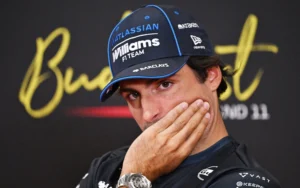 Sainz renova com a Williams e descarta dupla com Bortoleto na F1