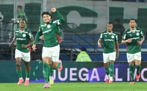 Palmeiras vence Cerro em Assunção e avança na Libertadores