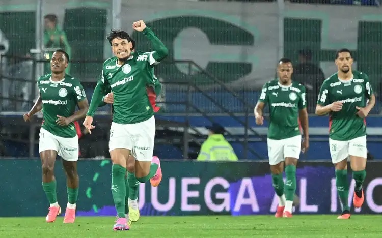Palmeiras vence Cerro em Assunção e avança na Libertadores