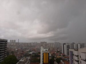 Pesquisa da Ufal liga queda no calor a picos de internação em Maceió