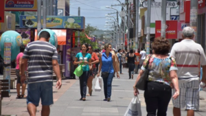 Feriado da Padroeira muda rotina de Maceió nesta quinta (27)