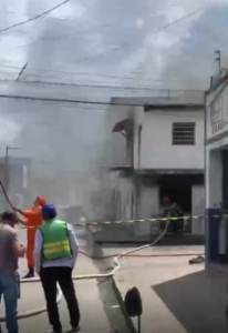Oficina de refrigeração pega fogo em Arapiraca